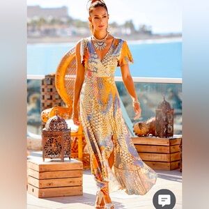 Venus. Long maxi dress. Great condition :)